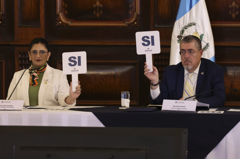 El presidente Bernardo Arévalo destituyó a María José Iturbide del cargo de Ministra de Medio Ambiente y Recursos Naturales