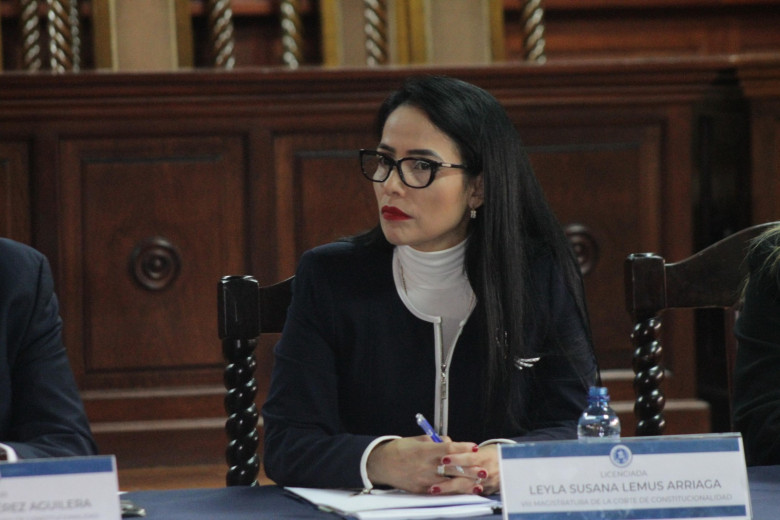 INCIDENTE CON MAGISTRADA