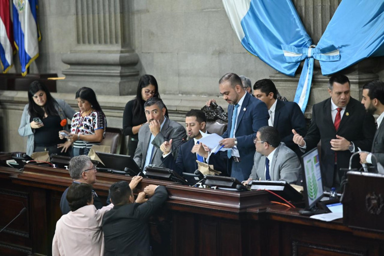Decisión en suspenso