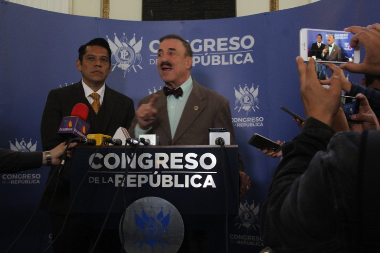 Polémica figura en la política