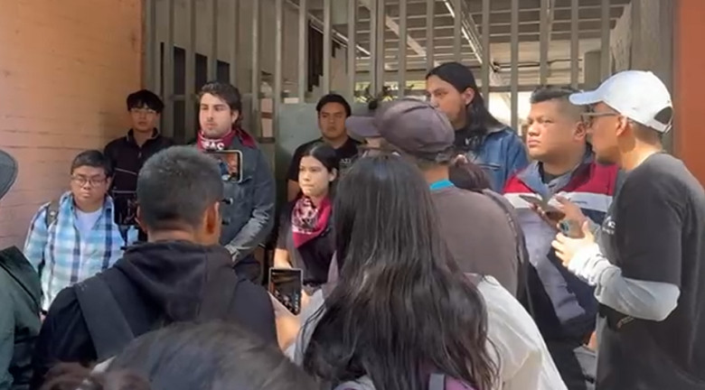 Denuncias de represión en contraste con la realidad del campus