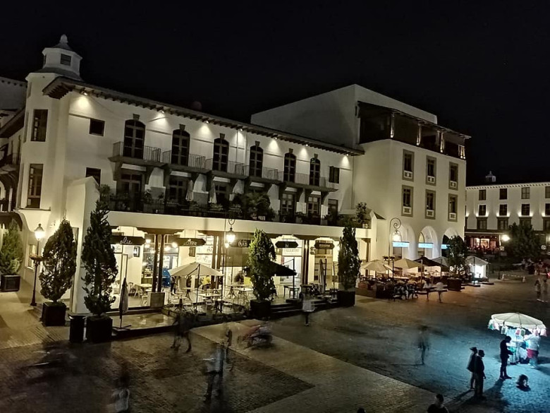 Cena con vista en Ciudad Cayalá