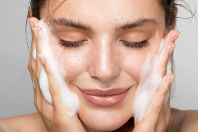 Manera correcta de lavarse la cara  en 7 pasos