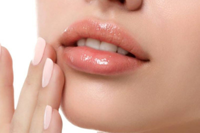 Bellos labios con Ácido Hialurónico