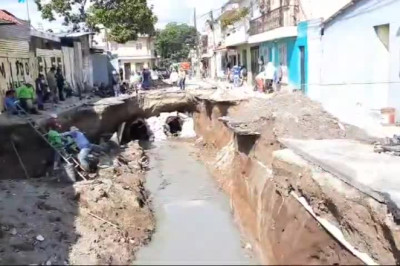 Reparación del hundimiento en colonia Pablo Sexto podría concluir la próxima semana