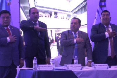 La USAC impulsa la modernidad con nuevos servicios en línea