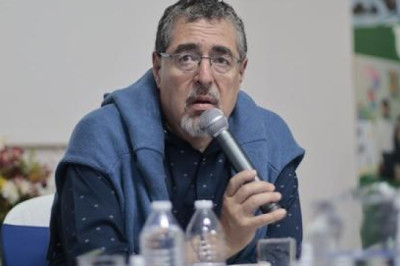 Bernardo Arévalo tiene 12 horas para explicar a la CC sobre el seguro obligatorio