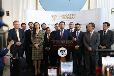 JURIDICO: SOLO PLENO CONGRESO PUEDE SUSPENDER INCREMENTO SALARIAL DIPUTADOS