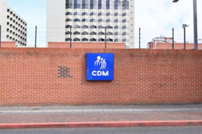 Centro de Infusión millonario del IGSS genera quejas por largas esperas y falta de medicamentos