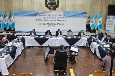 Comisión de Postulación entrevista a primeros aspirantes a Fiscal General