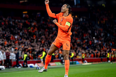 Van Dijk critica los cortes publicitarios durante los partidos y pide proteger el ritmo del juego