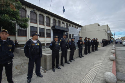 Refuerzan seguridad a magistrados de la CC tras amenazas en video