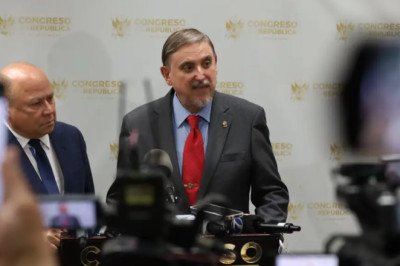 Rector de la URL reconoce presiones políticas en la postuladora que elegirá al próximo Contralor