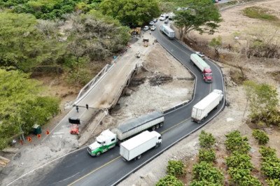 Onda del Este número 35 se desplaza por el sur de Guatemala y favorece lluvias durante la jornada