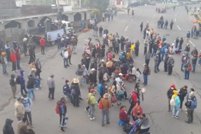 Nuevos bloqueos afectan zona 9 y rutas de Santa Rosa y Chiquimula por reclamos sobre combustibles y canasta básica