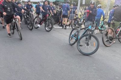 Ciclistas se concentran en Campo Marte para participar en recorrido con antorcha por la Independencia