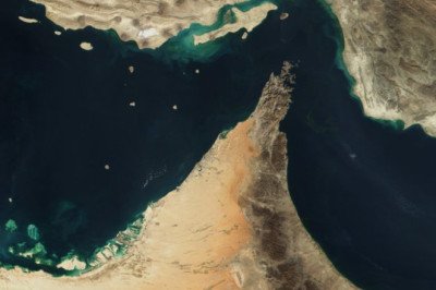 Irán ofrece reabrir el estrecho de Ormuz en siete días si Estados Unidos reduce presión militar
