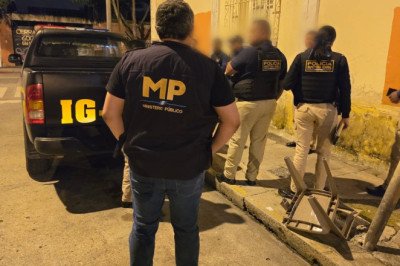 Capturan en Escuintla a mujer señalada de incumplimiento de deberes y peculado por sustracción