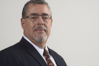 Abogado presenta amparo contra Bernardo Arévalo por situación de inseguridad en Guatemala